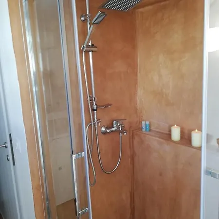 Yalos House Vakantiehuis